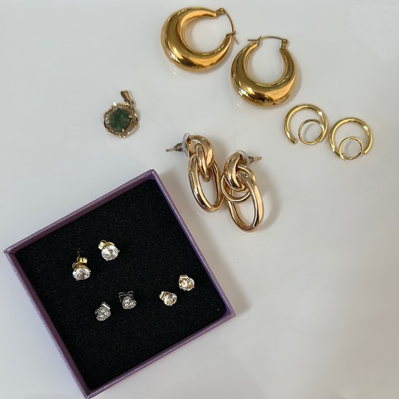 Amazon Jewelry - ❌6 earrings Elegant Gold Hoop Earrings Set. 3 hoops and 3 stud earring, 1